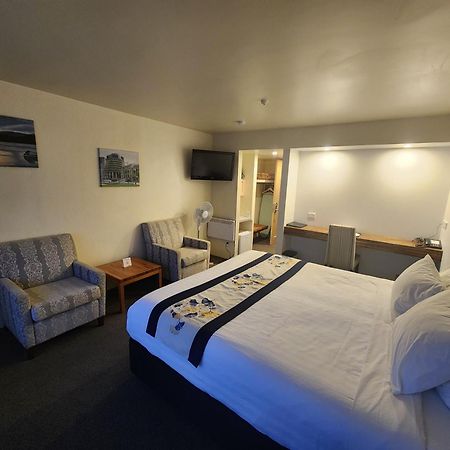 The Angus Hotel Lower Hutt Dış mekan fotoğraf